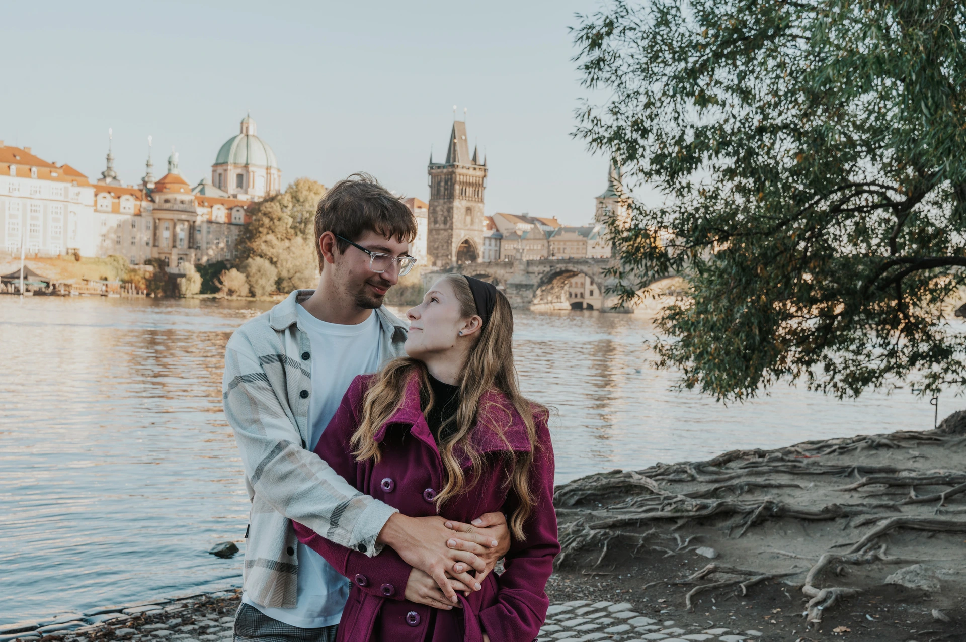 An Afternoon Photoshoot in Prague’s Old Town & Kampa