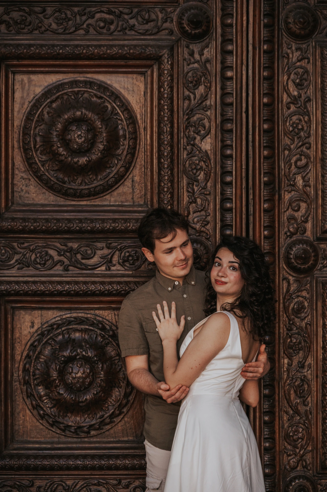 A Couple Photoshoot in Lucca’s Old Town