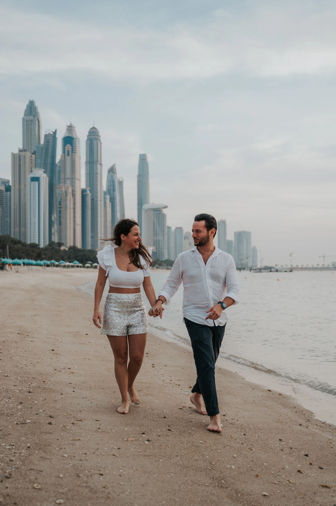 Fotoshoot in Dubai met Marina skyline