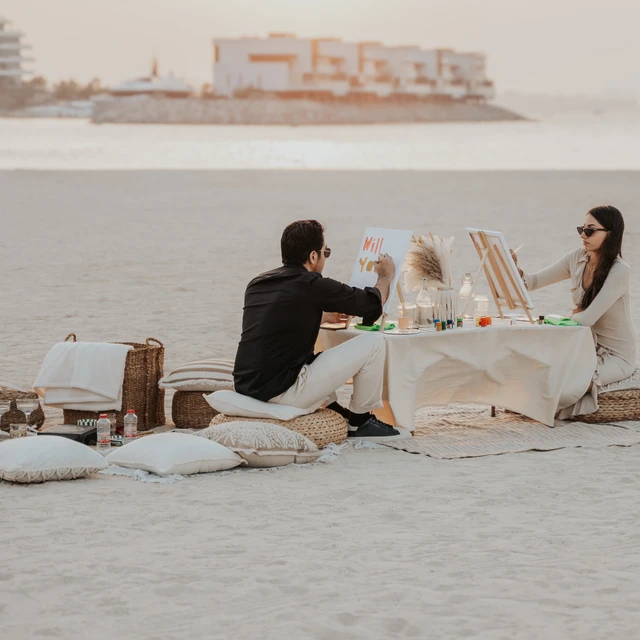Dubai photoshoot Photoshoot of a couple preparing a proposal in Dubai