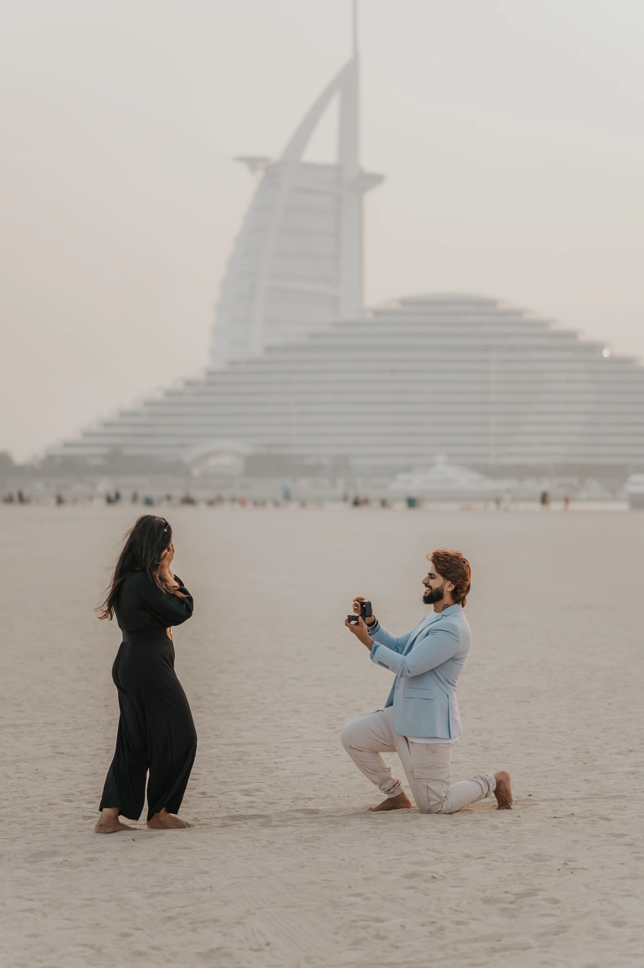 Zaręczyny w Dubaju z Burdż Al Arab w tle