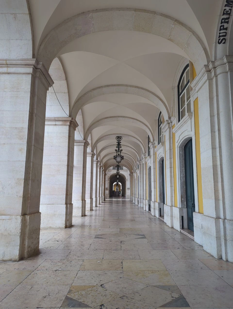 Lisbon photoshoot 30 minute package