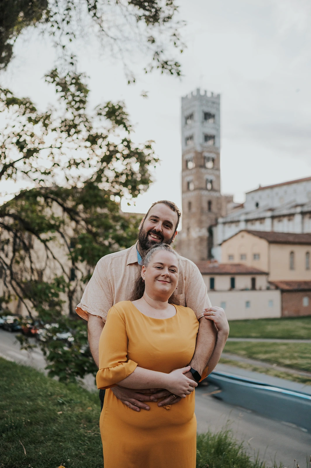A Lucca setting for a relaxed family photoshoot