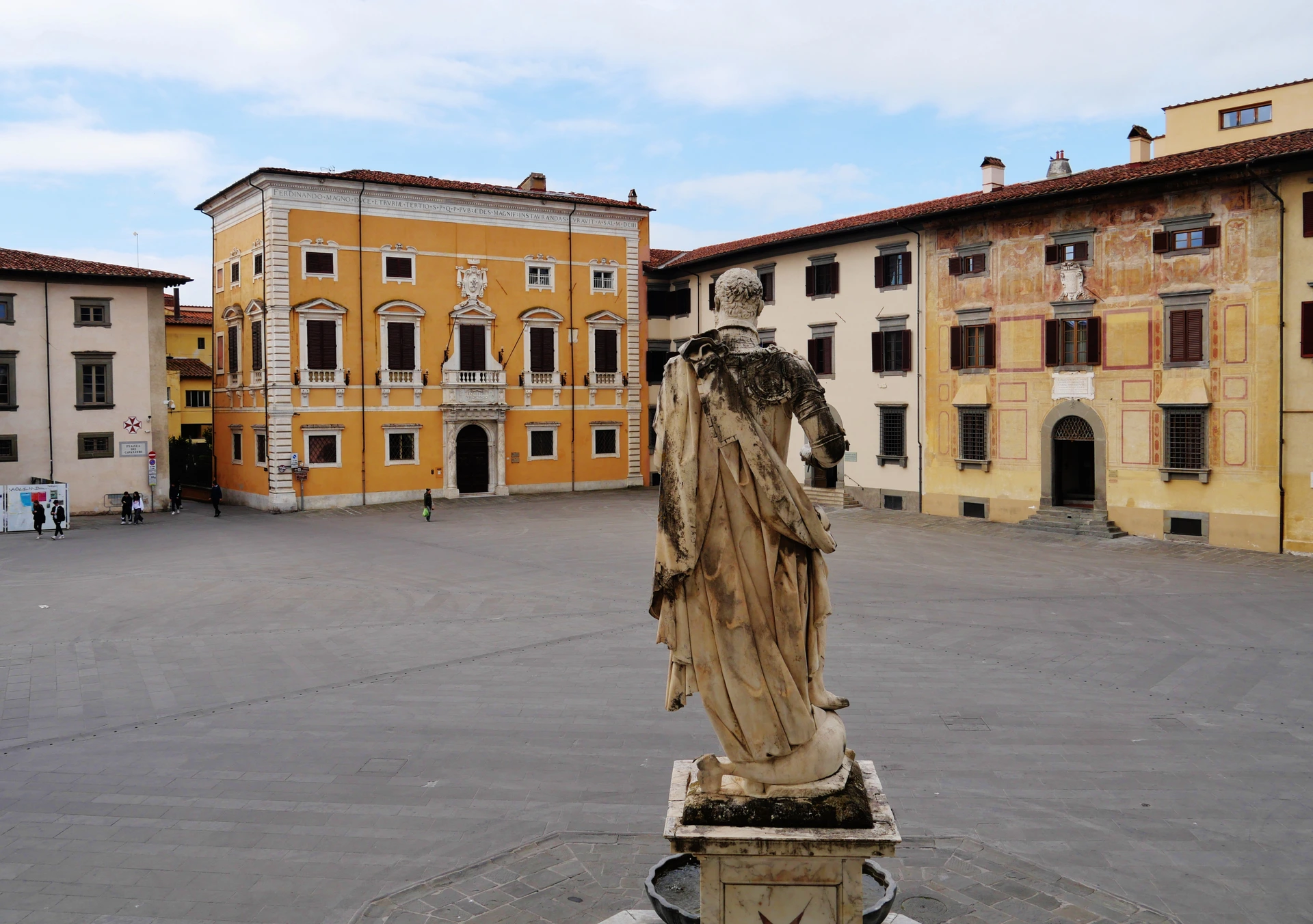 Piazza dei Cavalieri pour une séance photo à Pise