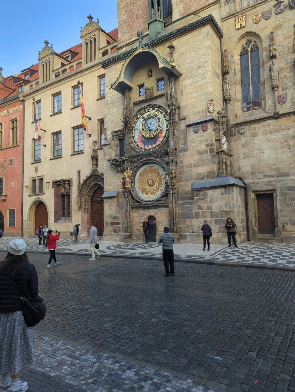 Reloj astronómico de Praga en el antiguo ayuntamiento Reloj astronómico de Praga en el antiguo ayuntamiento