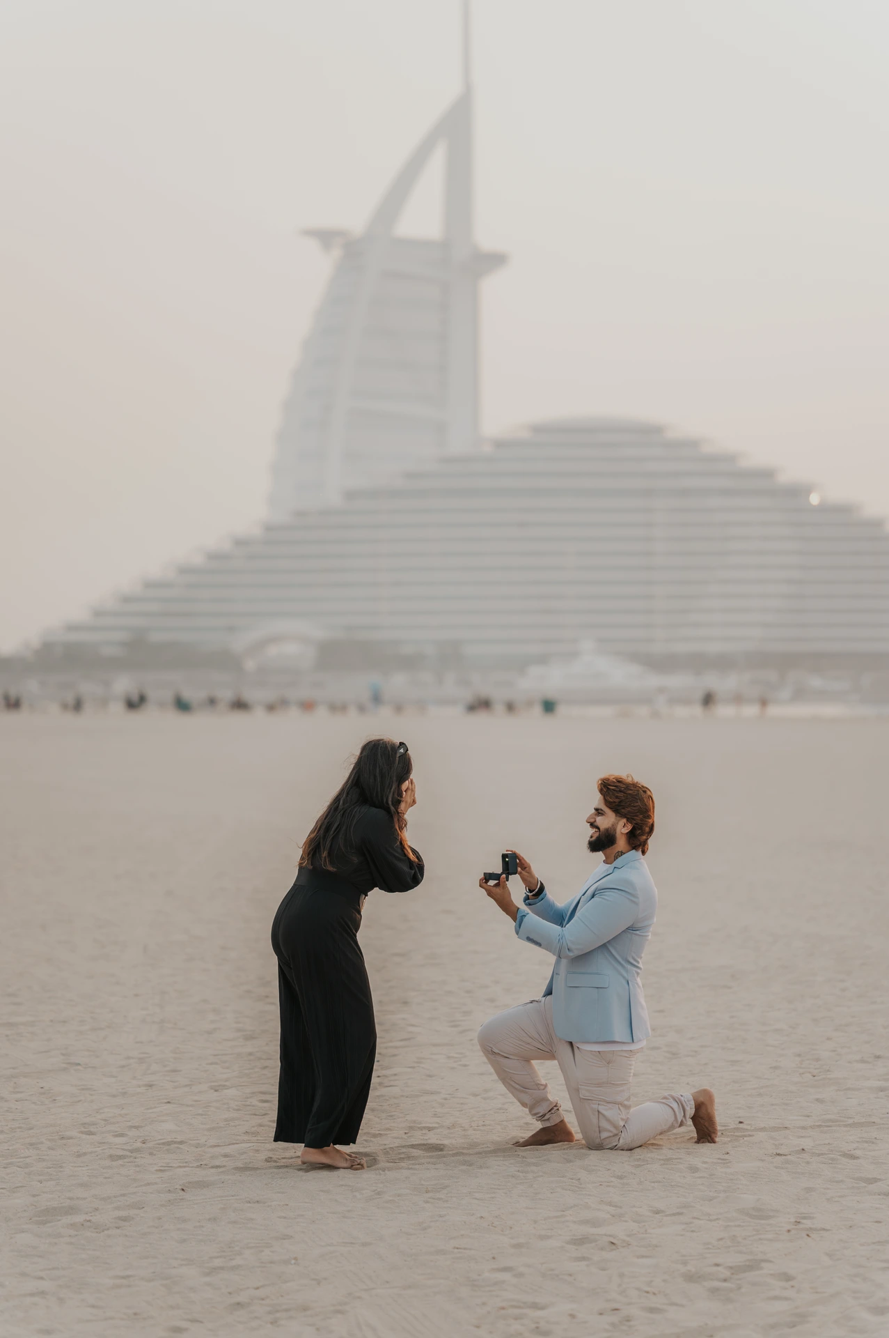 Couple during a Burj Al Arab portrait, for the Proposal at Burj Al Arab guide.