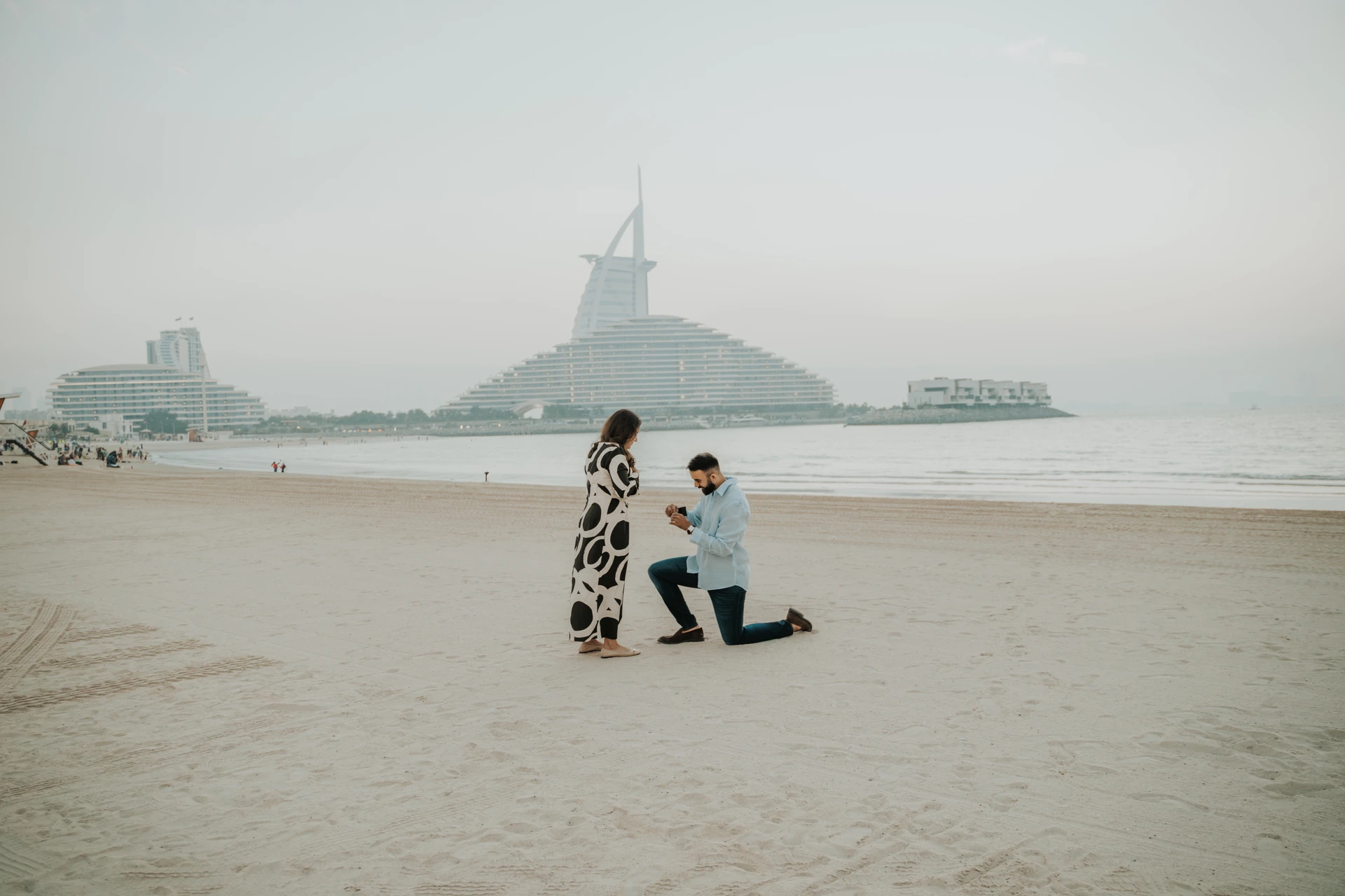 Couple during a Burj Al Arab portrait, for the Proposal at Burj Al Arab guide.