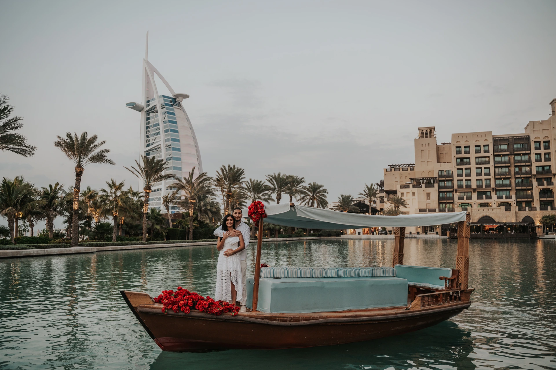 Couple during a Burj Al Arab portrait, for the Proposal at Burj Al Arab guide.