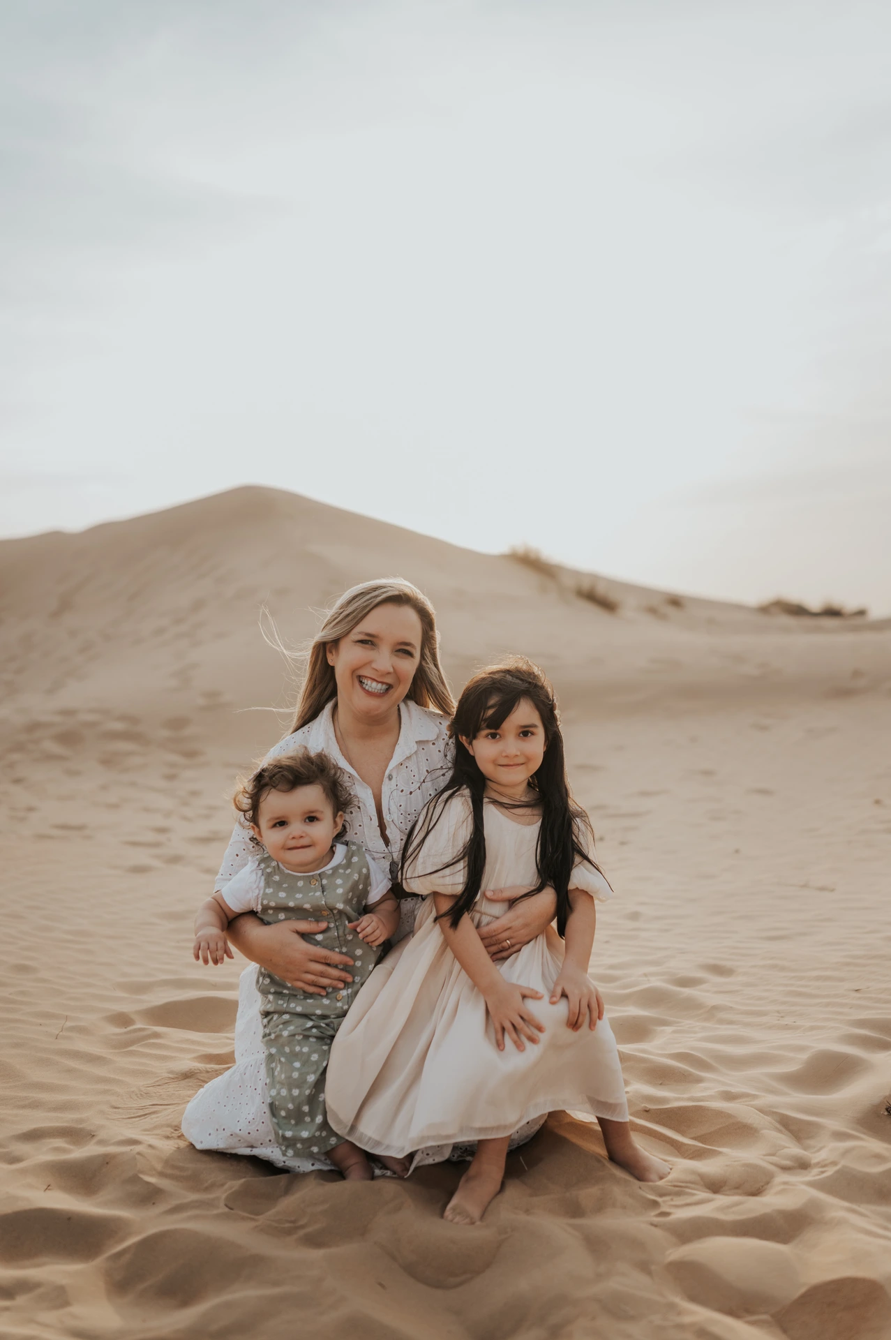 Why a Family Photoshoot Is the Perfect Mother’s Day Gift in Dubai