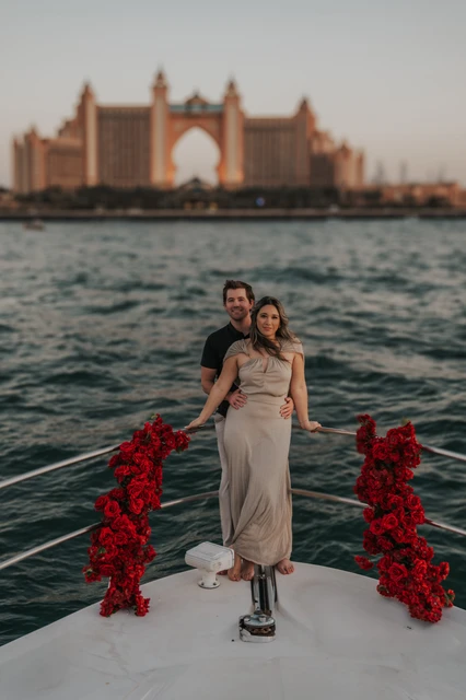Private yacht proposal Dubai